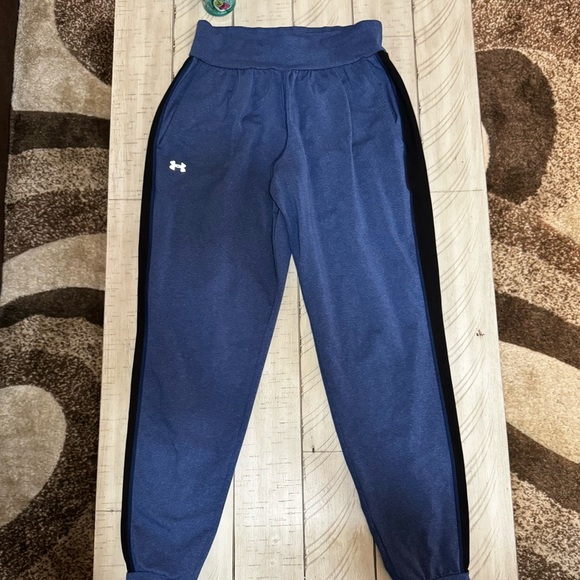 Under Armour Women’s Joggers - Picture 1 of 4